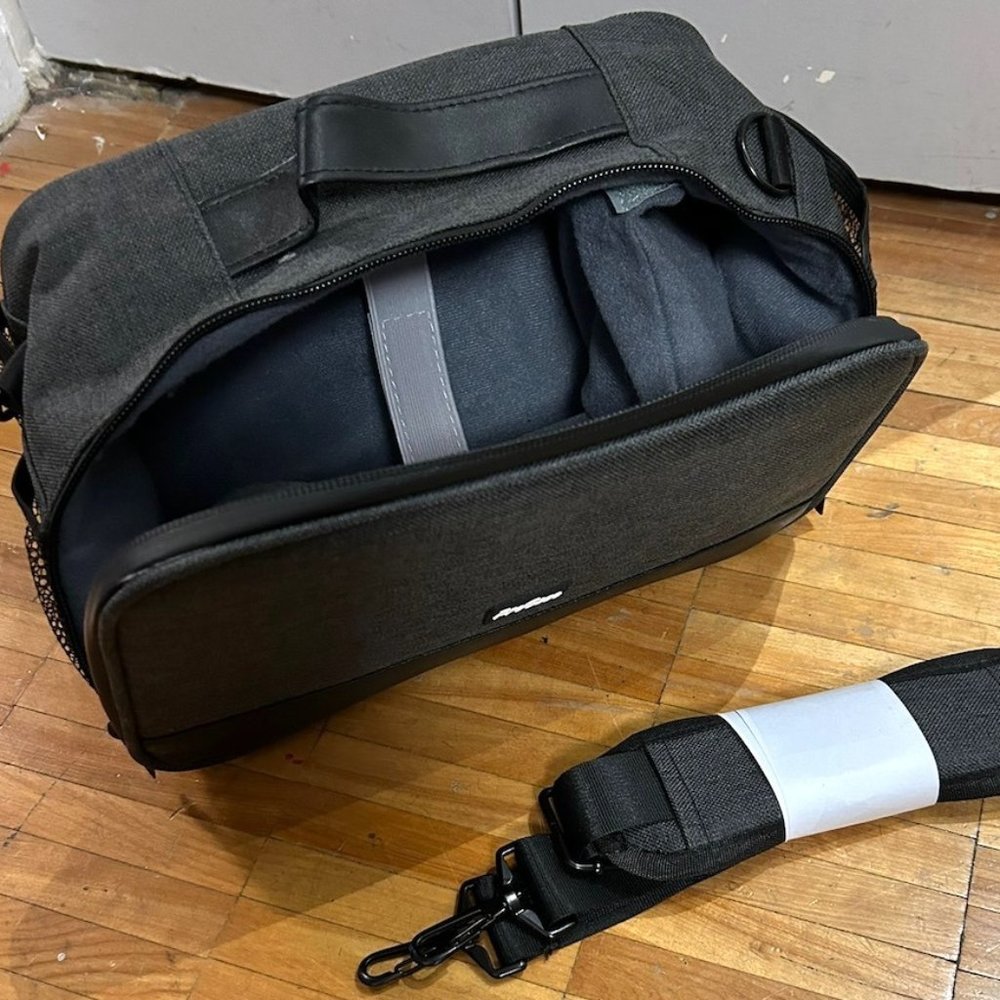 BRAND NEW PADDED CRICKET JOY TRAVEL/ STORAGE CASE